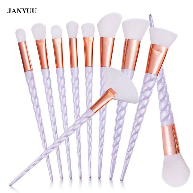 8Pcs Makeup Brushes SetIntroducing 8Pcs Makeup Brushes Set â our professional-grade makeup brush set, perfect for achieving any look with ease and precision. Our first-rate brushes are t8Pcs Makeup Brushes Set