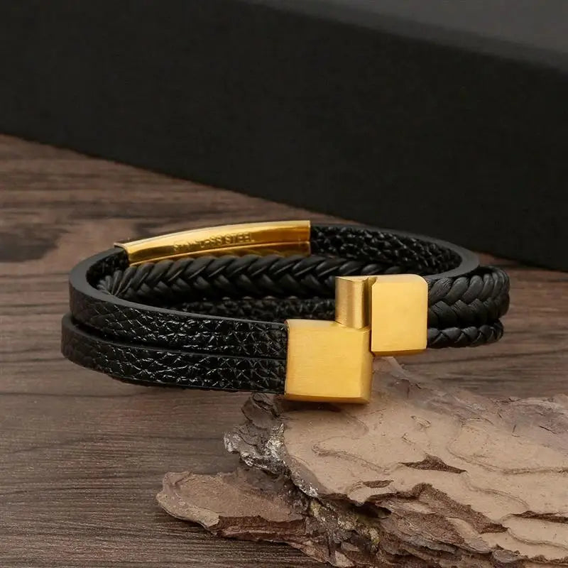 Classic Men's Leather Bracelet New Style Hand-woven Multi-layer CombinName: Alloy buckle leather bracelet
Material: leather, alloy
Process: frosted magnetic buckle
Color: Steel/Gold/Black
Size: 19/21/23
Packaging specification: 1 pieceClassic Men'