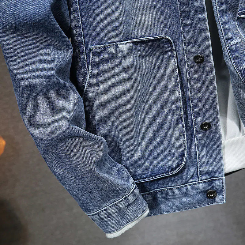 Men's Trendy Hooded Denim JacketIntroducing our Men's Trendy Hooded Denim Jacket - the perfect blend of classic style and contemporary flair for the modern man. Crafted with attention to detail andTrendy Hooded Denim Jacket