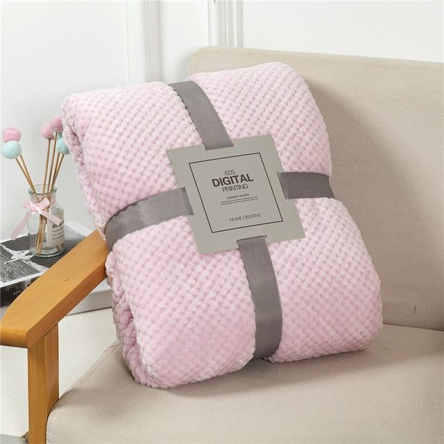 Fluffy Plaid Winter Bed BlanketsIntroducing our Fluffy Plaid Winter Bed Blankets – the ultimate blend of warmth and style to elevate your winter sanctuary!Wrap yourself in luxury with our Soft CoraFluffy Plaid Winter Bed Blankets
