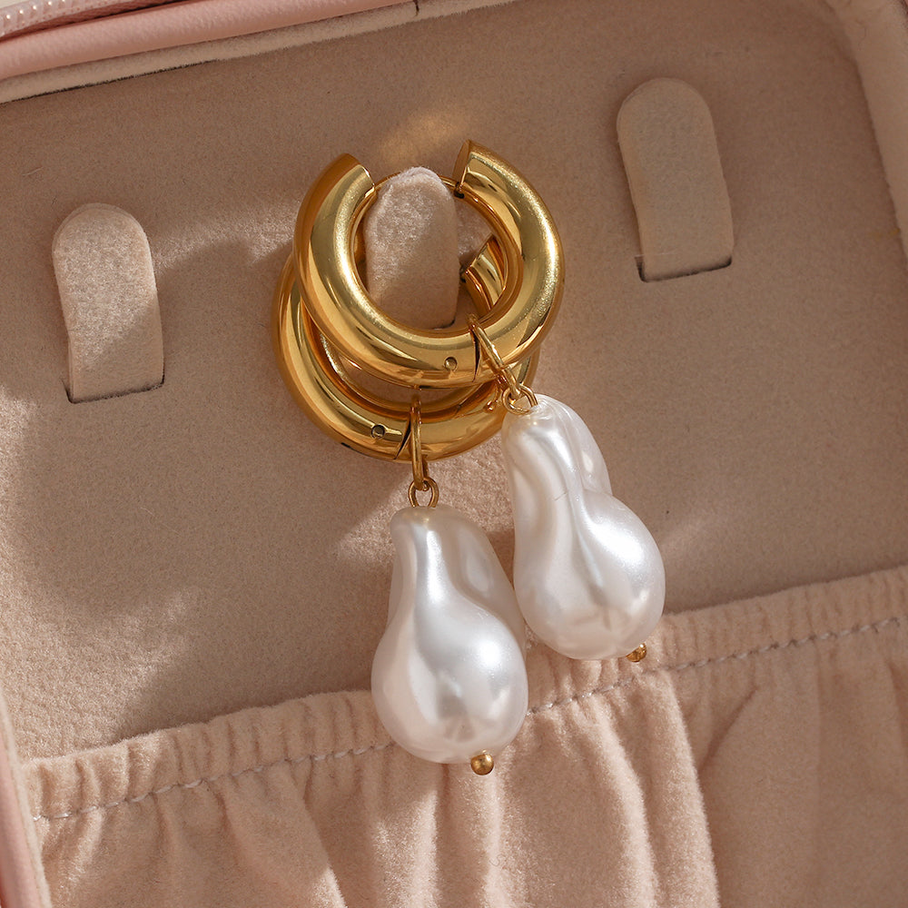 Water Drop EarringsLooking for a unique and fashionable way to accessorize? Check out these hot selling water drop earrings! Made with high quality stainless steel and gold plated for Water Drop Earrings
