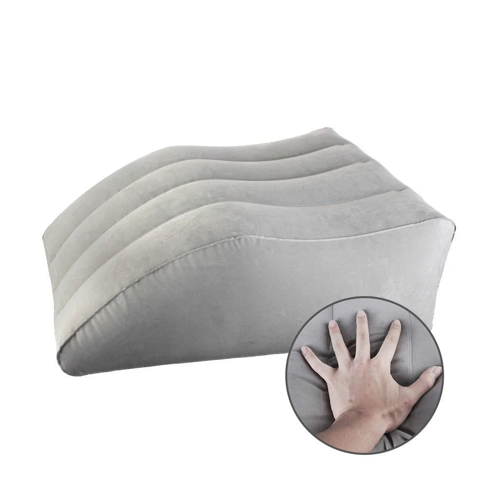 Ergonomic Leg PillowAre your legs screaming for a break? Say goodbye to discomfort and hello to relaxation with our Ergonomic Inflatable Leg Pillow! Here's how we make comfort our priorErgonomic Leg Pillow