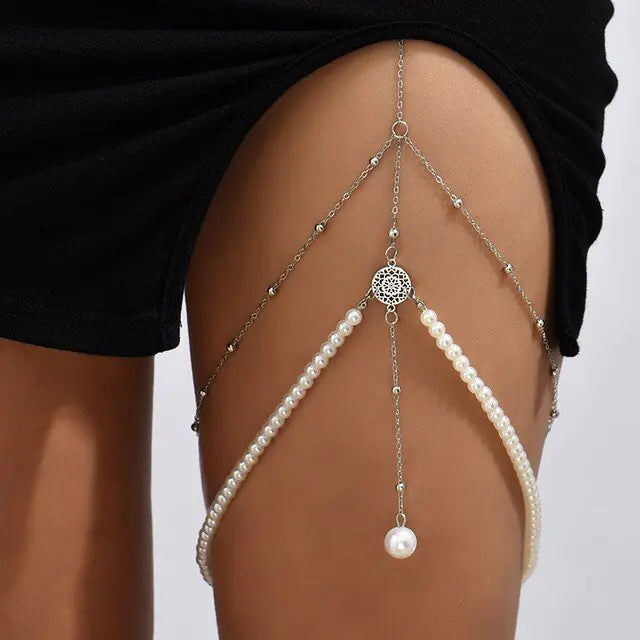Leg Thigh ChainShine bright this summer with our Leg Thigh Chain! Designed to add a touch of glamour to your beach look, this body chain is a must-have accessory for every fashion-Leg Thigh Chain