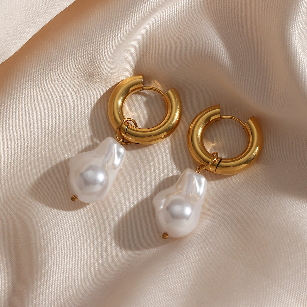 Water Drop EarringsLooking for a unique and fashionable way to accessorize? Check out these hot selling water drop earrings! Made with high quality stainless steel and gold plated for Water Drop Earrings