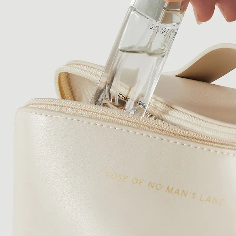 Female Storage Makeup CasesElevate your makeup storage game with our chic and practical Female Storage Makeup Cases! Crafted from premium materials, these cases are as durable as they are stylFemale Storage Makeup Cases