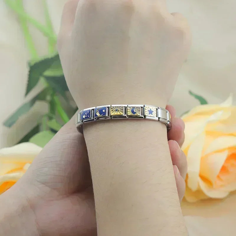 Hapiship 2024 Top Fashion Eye Moon Star Fish Spider Poker Queen Charm * Brand:Hapiship
* Make a Happy Bracelet !Hapiship 2024 Top Fashion Eye Moon Star Fish Spider Poker Queen Charm Italian Links Fit 9mm Bracelet Making DIY Jewelry DJ854