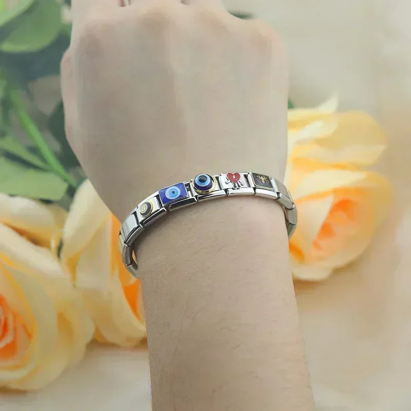 Hapiship 2024 Top Fashion Eye Moon Star Fish Spider Poker Queen Charm * Brand:Hapiship
* Make a Happy Bracelet !Hapiship 2024 Top Fashion Eye Moon Star Fish Spider Poker Queen Charm Italian Links Fit 9mm Bracelet Making DIY Jewelry DJ854