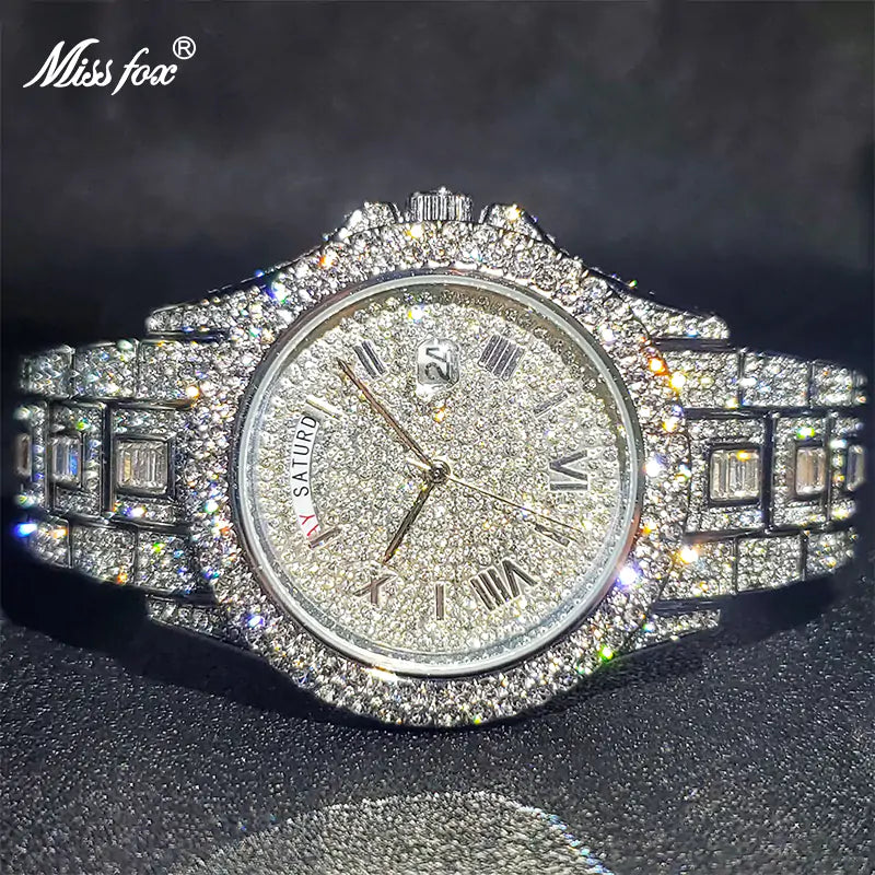 Masculino Diamond Quartz WatchesIntroducing the exquisite Masculino Diamond Quartz Watch! This luxurious timepiece is graced with a stunning diamond at its center, encircled by a sleek gold case. TMasculino Diamond Quartz Watches