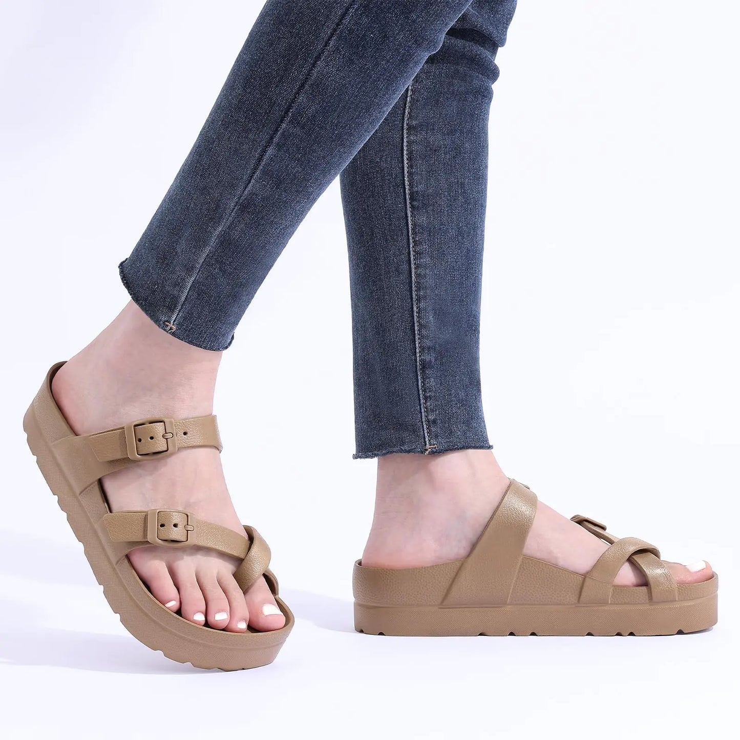 Women's Platform Sandals with Arch Support Comfortable Foam Slides LigWomen's Platform Sandals with Arch Support Comfortable Foam Slides Lightweight Thick Soles | Adjustable Buckle | Ultra Cushion
Product DetailsArch Support Comfortable Foam Slides Lightweight Thick Soles