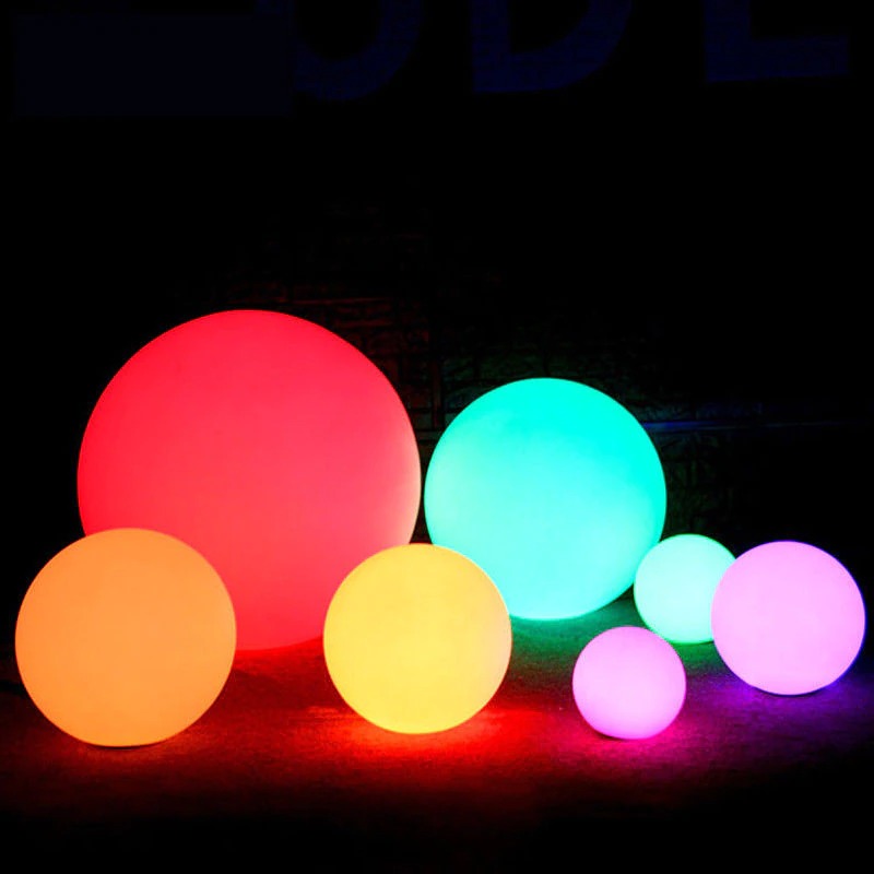 Waterproof Garden Ball LED Lights for OutdoorPackaging: LED lamp*1,
Remote control*1 USB charging
*1.Notes:Due to the light and screen setting difference, the item's color may be slightly different from the pWaterproof Garden Ball LED Lights