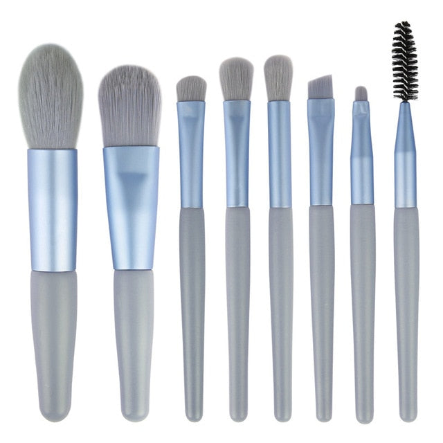 8Pcs Makeup Brushes SetIntroducing 8Pcs Makeup Brushes Set â our professional-grade makeup brush set, perfect for achieving any look with ease and precision. Our first-rate brushes are t8Pcs Makeup Brushes Set