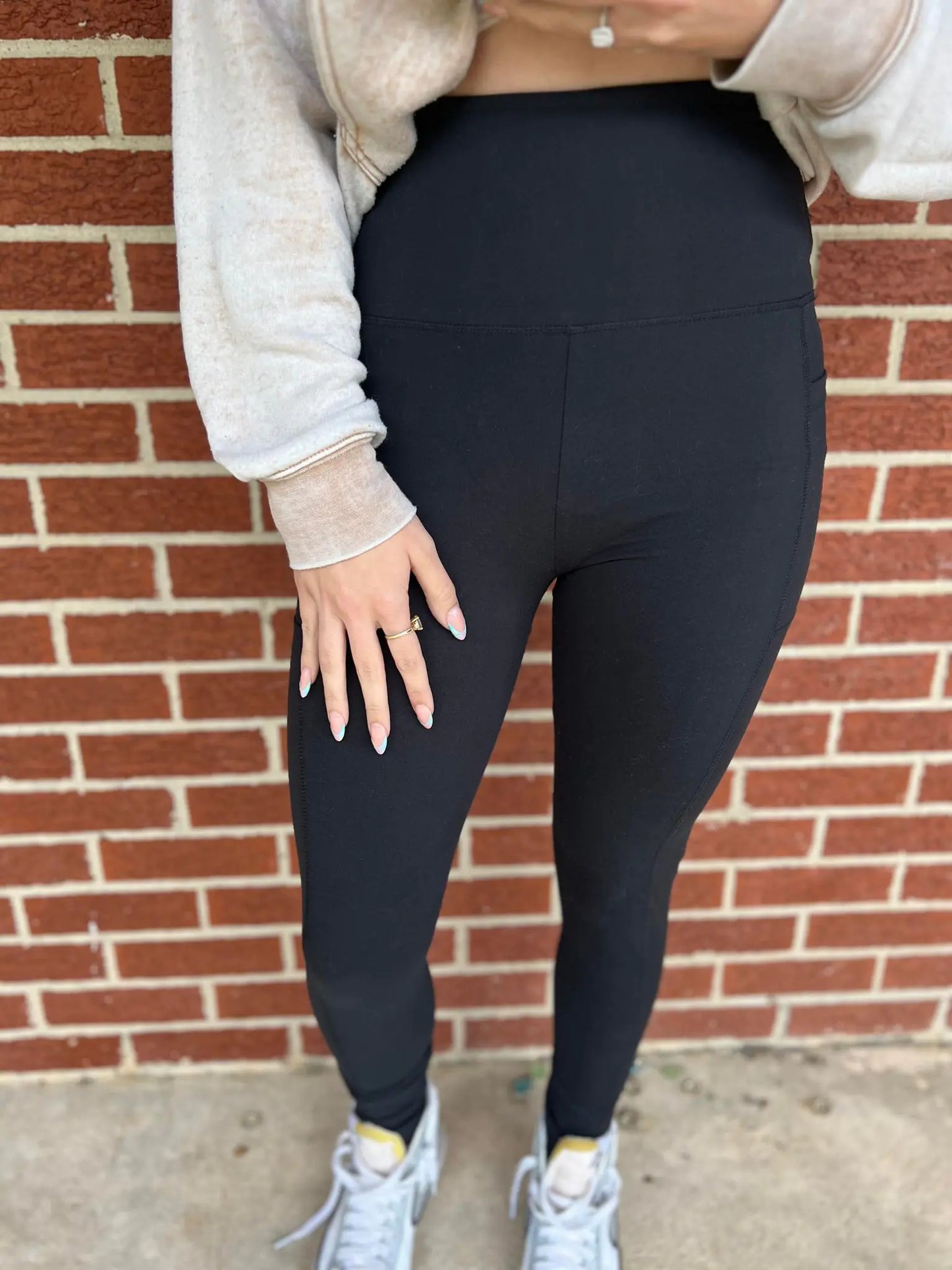 ASK Apparel Butter Soft Black LeggingsI think I just found my fav pair of leggings! AND they have pockets! These super soft leggings are a must have! And that isn't even the best part! The best part is tApparel Butter Soft Black Leggings