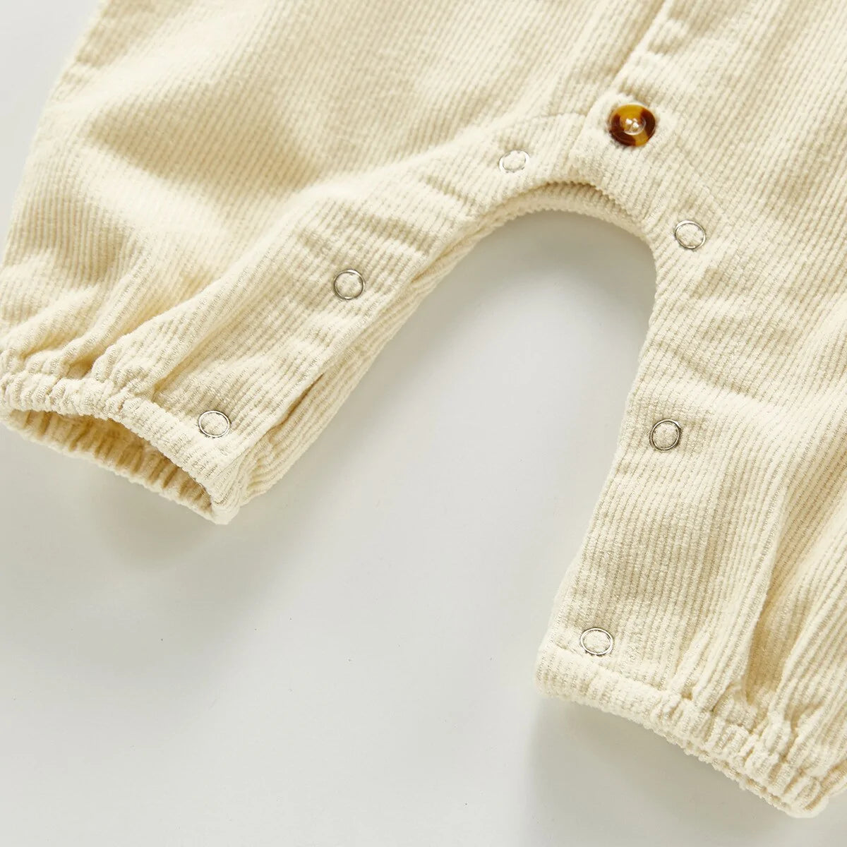 Baby JumpsuitIntroducing the Baby Jumpsuit: Cozy Comfort for Your Little One's Style Journey!Upgrade your little one's wardrobe with our adorable Baby Jumpsuit—a must-have for auBaby Jumpsuit