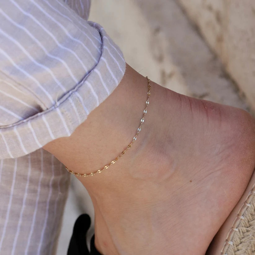 Leg Minimalist AnkletsEnhance Your Ankles with EleganceAdorn your ankles with our minimalist anklets, designed to complement your style effortlessly. Crafted with delicate materials, theyLeg Minimalist Anklets