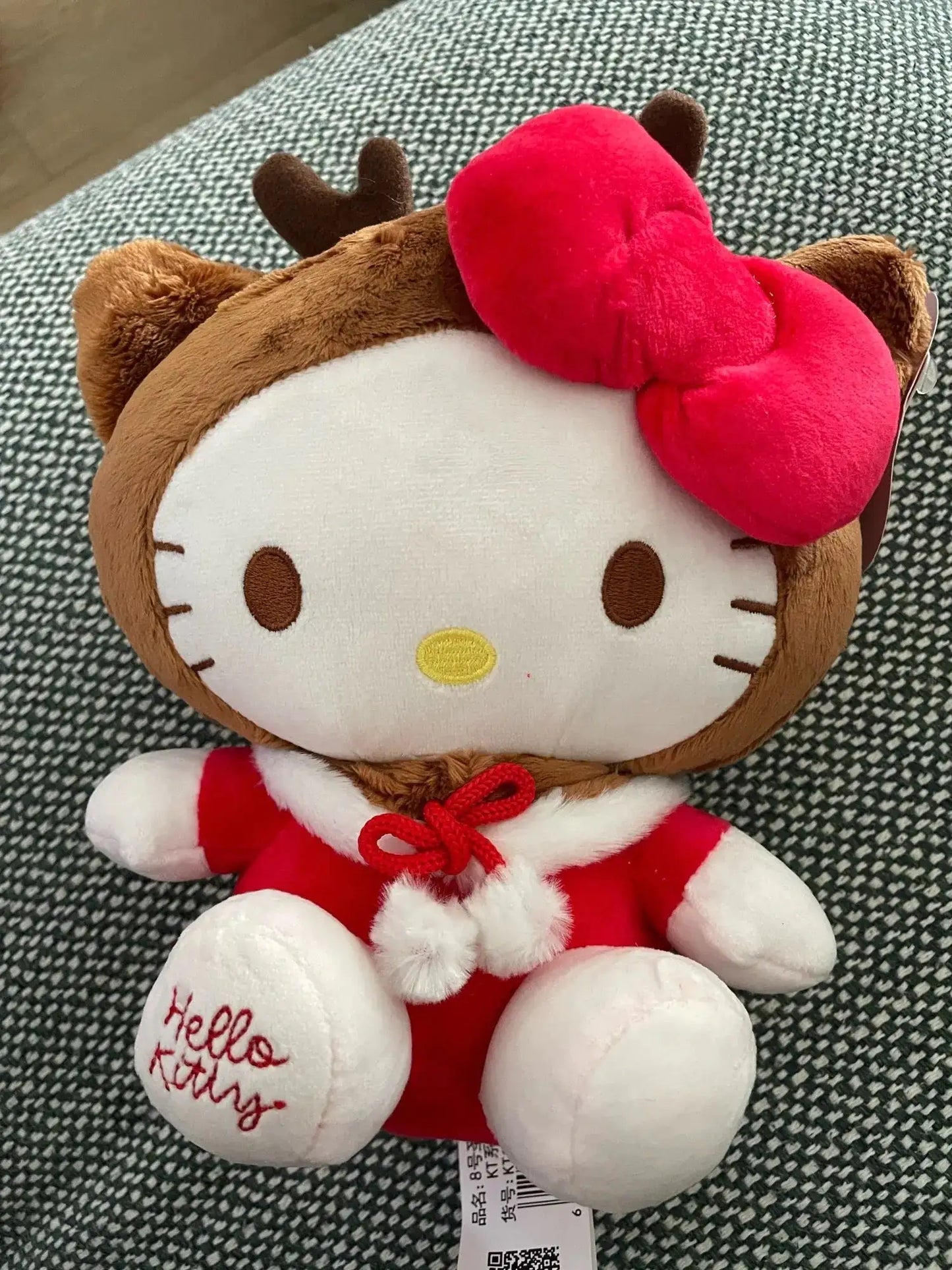 Hello Kitty Christmas Santa Reindeer PlushiesBring Holiday Cheer with Hello Kitty PlushiesCelebrate the season with the adorable Hello Kitty Christmas Santa Reindeer Plushies. These festive plushies are perfectKitty Christmas Santa Reindeer Plushies