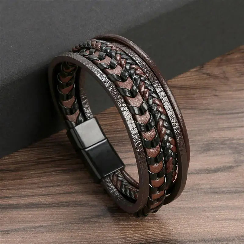 Classic Men's Leather Bracelet New Style Hand-woven Multi-layer CombinName: Alloy buckle leather bracelet
Material: leather, alloy
Process: frosted magnetic buckle
Color: Steel/Gold/Black
Size: 19/21/23
Packaging specification: 1 pieceClassic Men'