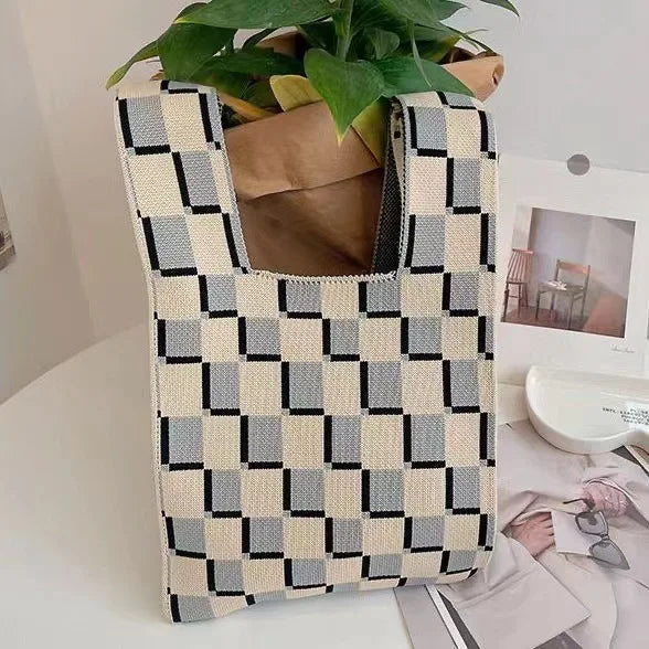 Women'S Knot Wrist Bag Handmade Knitted Bag Portable Mini Striped Tote Bucket Phone Bags Large Capacity Autumn Winter Handbags