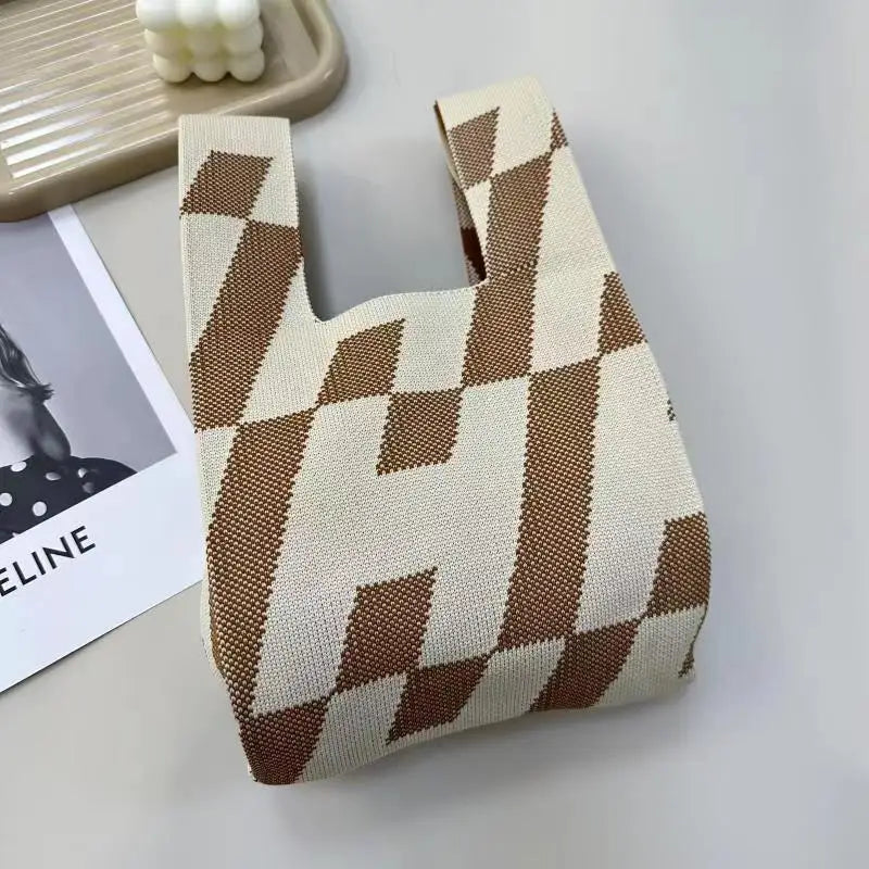 Women'S Knot Wrist Bag Handmade Knitted Bag Portable Mini Striped Tote Bucket Phone Bags Large Capacity Autumn Winter Handbags