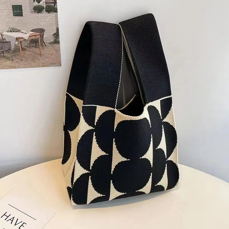 Women'S Knot Wrist Bag Handmade Knitted Bag Portable Mini Striped Tote Bucket Phone Bags Large Capacity Autumn Winter Handbags