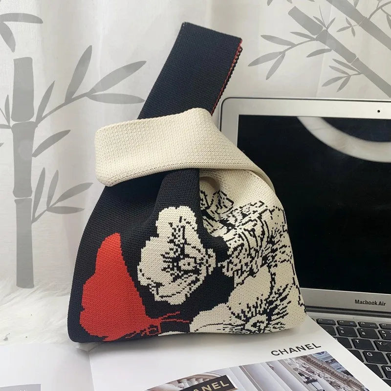 Women'S Knot Wrist Bag Handmade Knitted Bag Portable Mini Striped Tote Bucket Phone Bags Large Capacity Autumn Winter Handbags