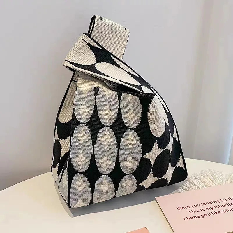Women'S Knot Wrist Bag Handmade Knitted Bag Portable Mini Striped Tote Bucket Phone Bags Large Capacity Autumn Winter Handbags