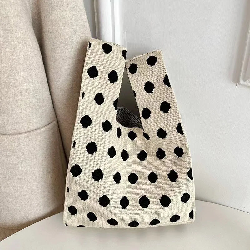 Women'S Knot Wrist Bag Handmade Knitted Bag Portable Mini Striped Tote Bucket Phone Bags Large Capacity Autumn Winter Handbags