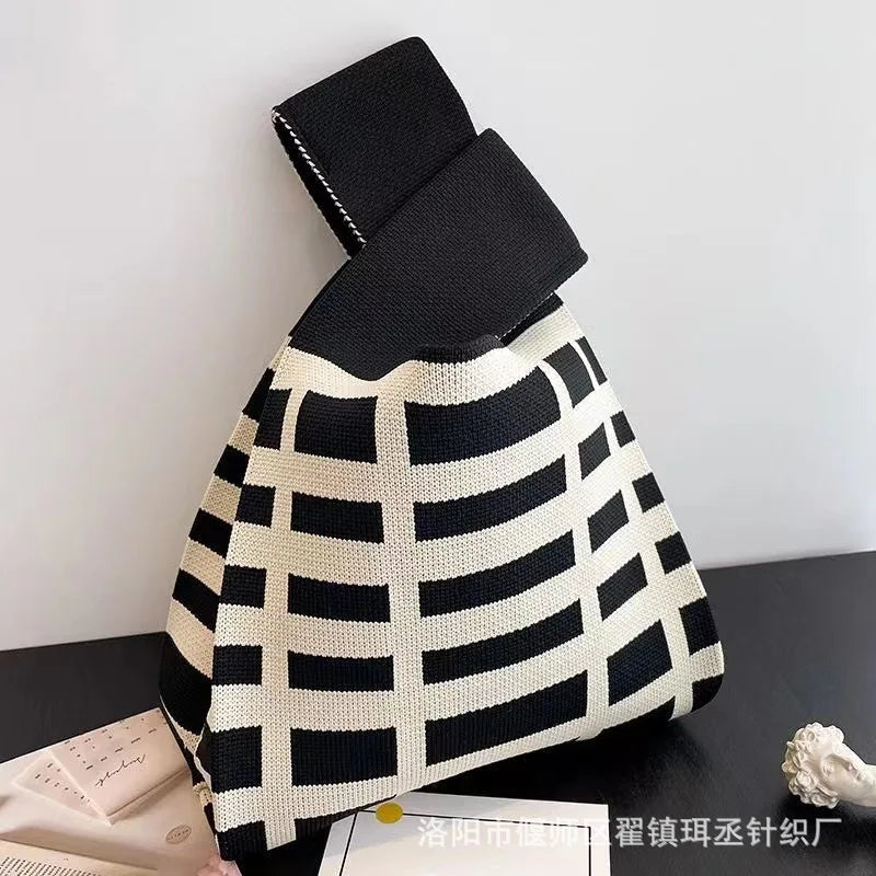 Women'S Knot Wrist Bag Handmade Knitted Bag Portable Mini Striped Tote Bucket Phone Bags Large Capacity Autumn Winter Handbags