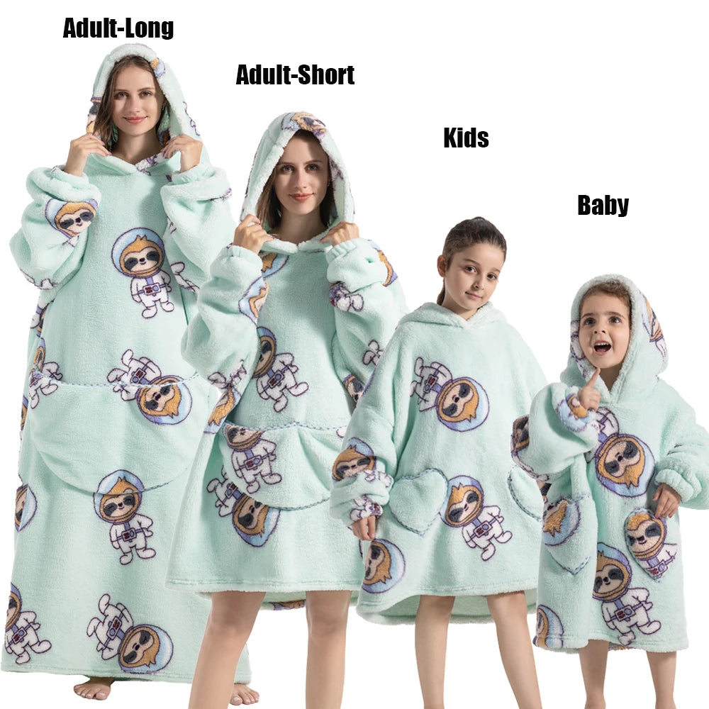 Winter Hoodies Sweatshirt Women Men Pullover Fleece Giant TV OversizedFeatures:
1.The dimenions of the wearable blanket is oversize that means very fit to anyone. Adults, teenage boys and girls can wear it easily.
2.Perfect and coWinter Hoodies Sweatshirt Women Men Pullover Fleece Giant TV Oversized Blanket