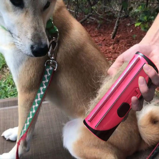 Pet Hair Remover BrushEffortlessly tackle kinks and unruly fur with the practical FurSweep!
Maintain your pet's coat in impeccable condition with the convenience of the FurSweep. This hanPet Hair Remover Brush